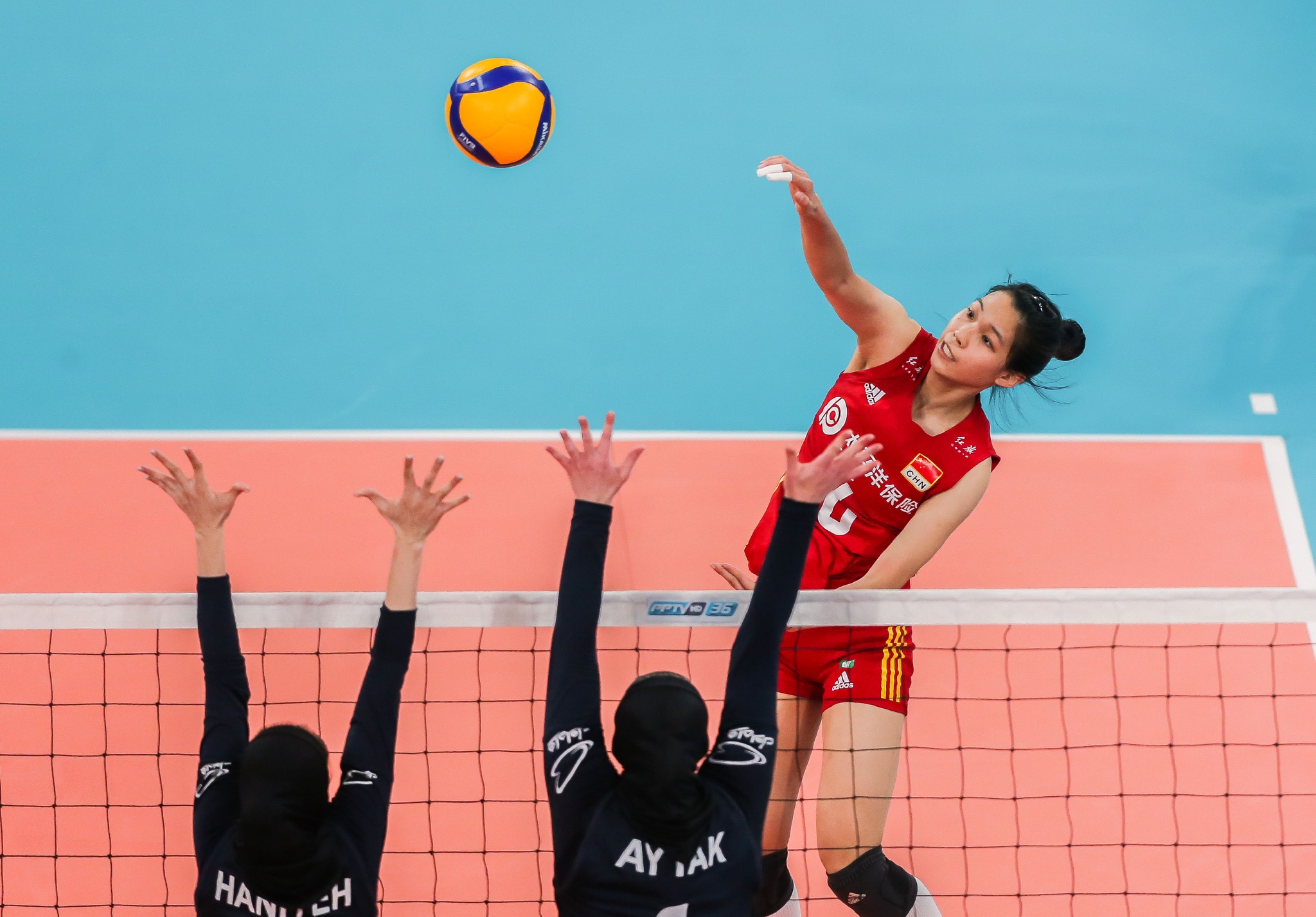 关于排球赛事精彩瞬间盘点，年度回顾震撼登场的信息