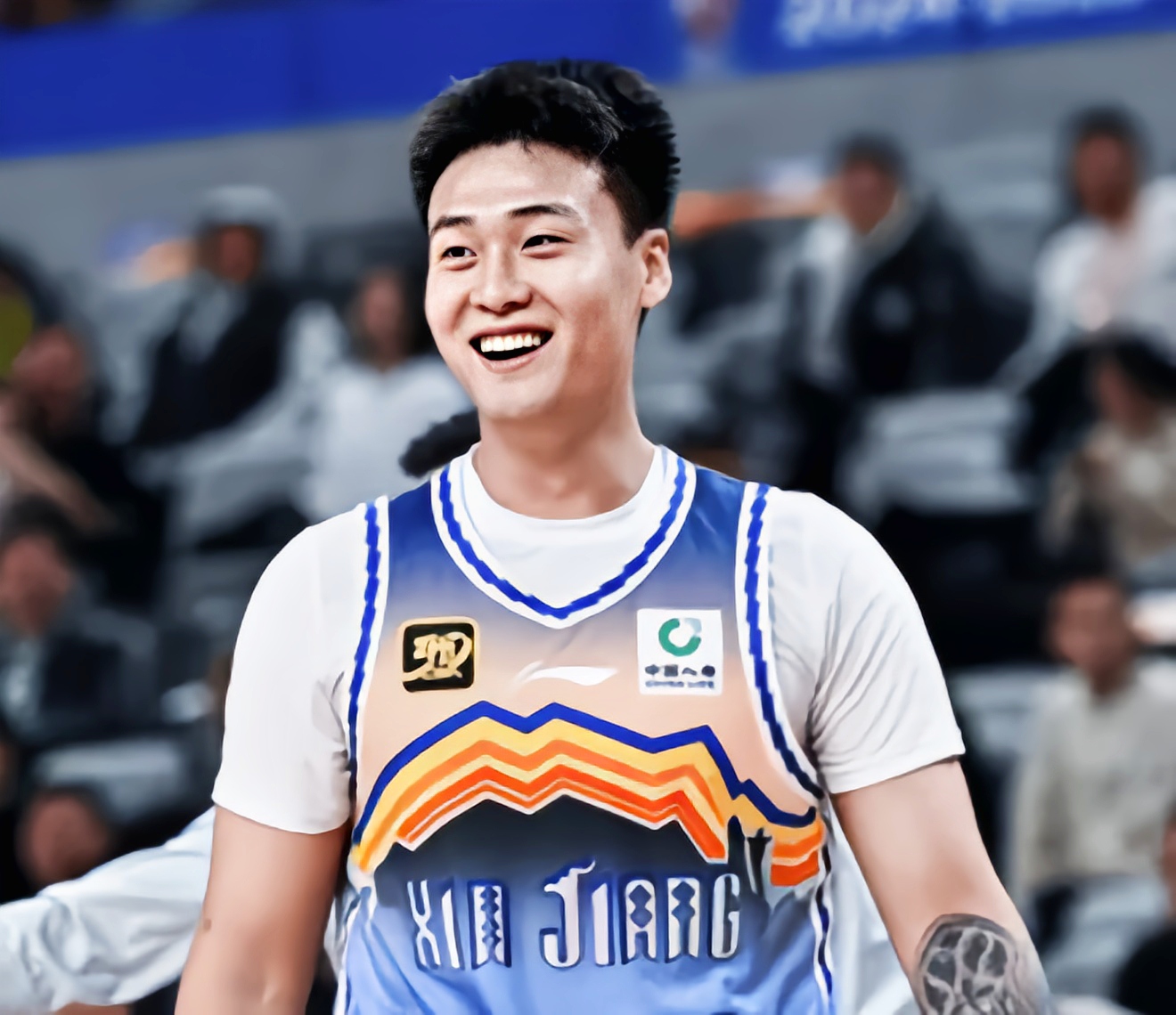 新疆队完胜北京队,张镇麟高光表现 新疆队完胜北京队,张镇麟高光表现