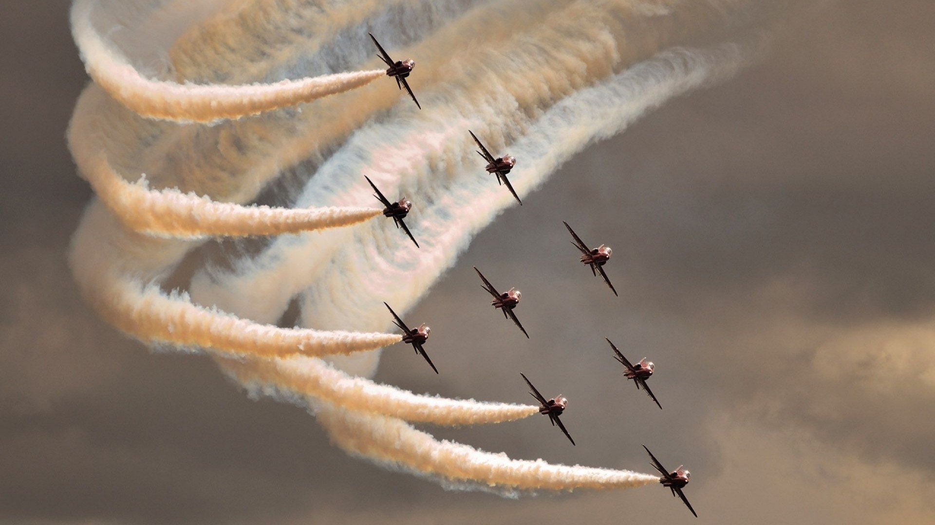 当戈贝尔驾临CBA，上海队用逆向现代篮球制霸新疆