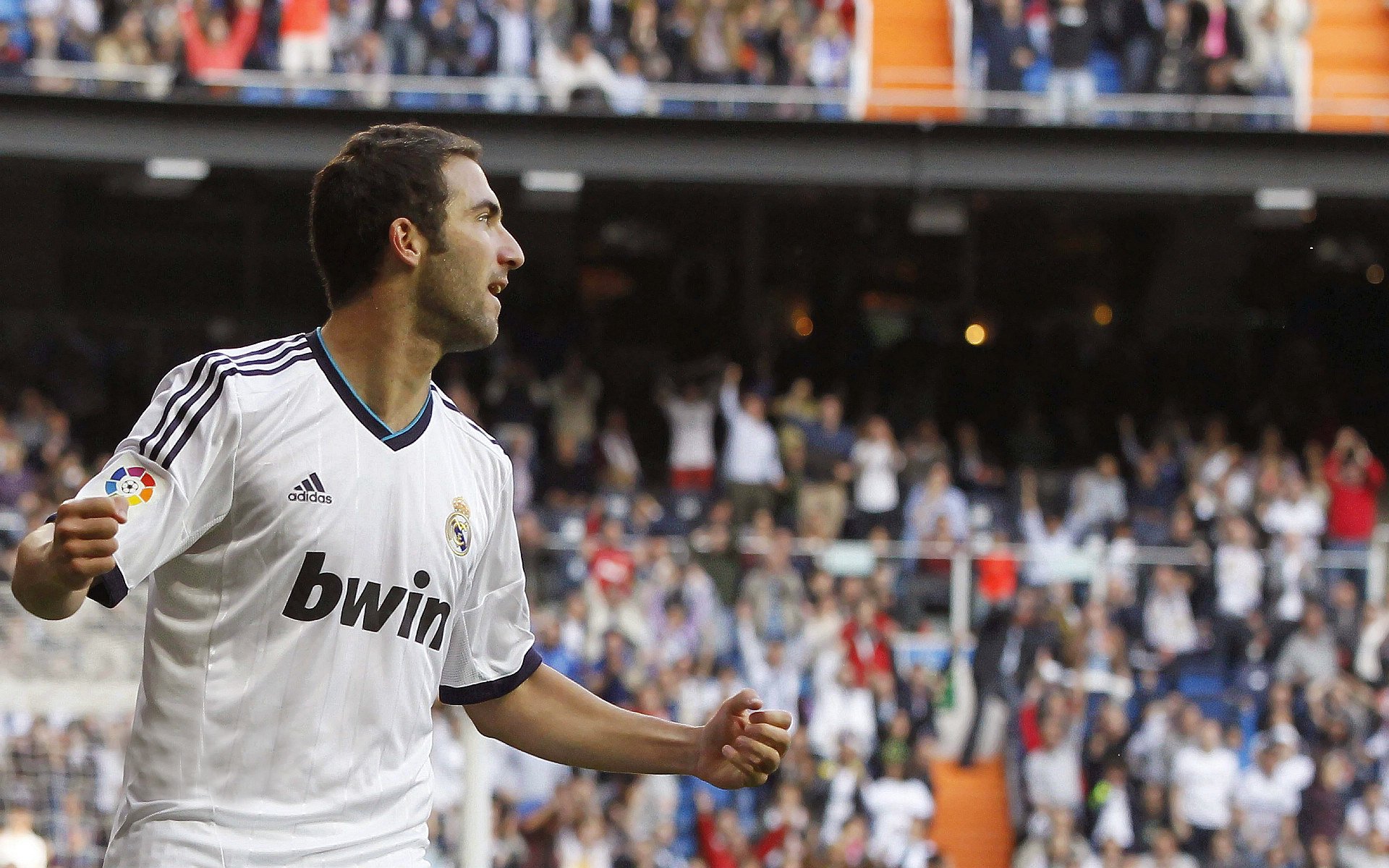 布鲁克林大桥上，一个闯入者的生涯之夜，布伦森如何撕碎骑士的傲慢