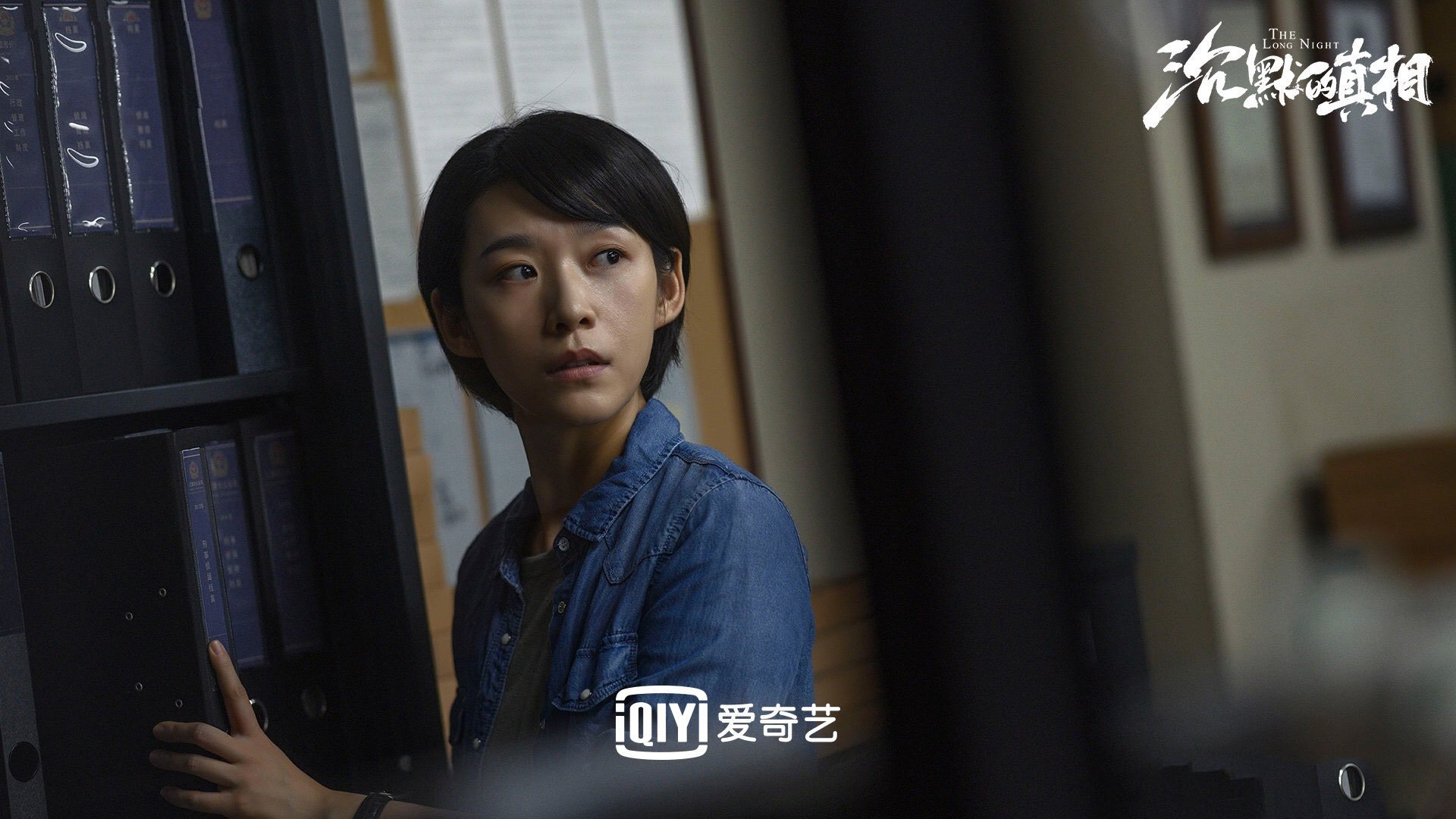 针尖上的角斗场，当穆勒的靴尖划破突尼斯的夜空