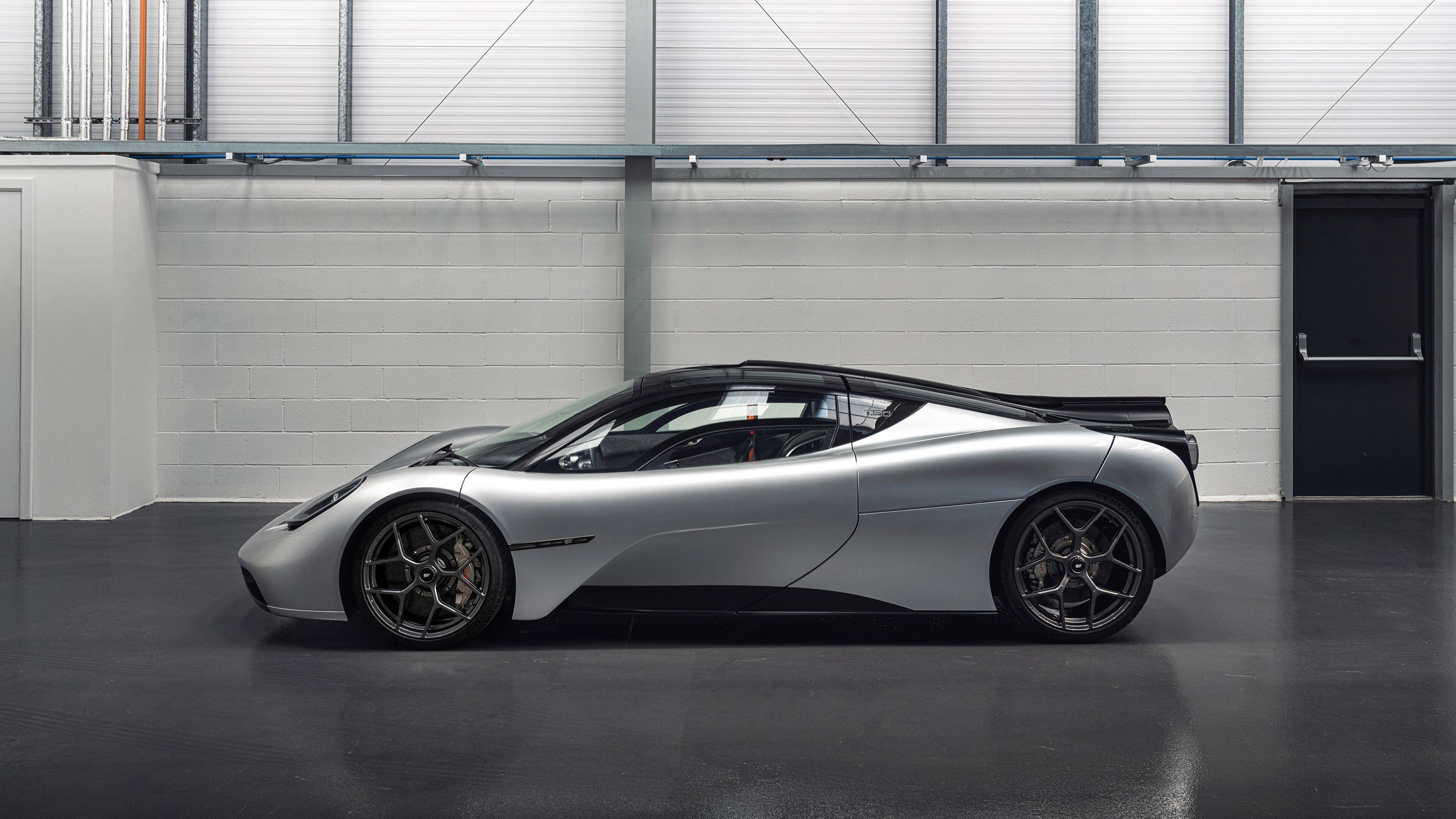 埃及绝杀西班牙,巴斯托尼一球改写历史的东方奇迹