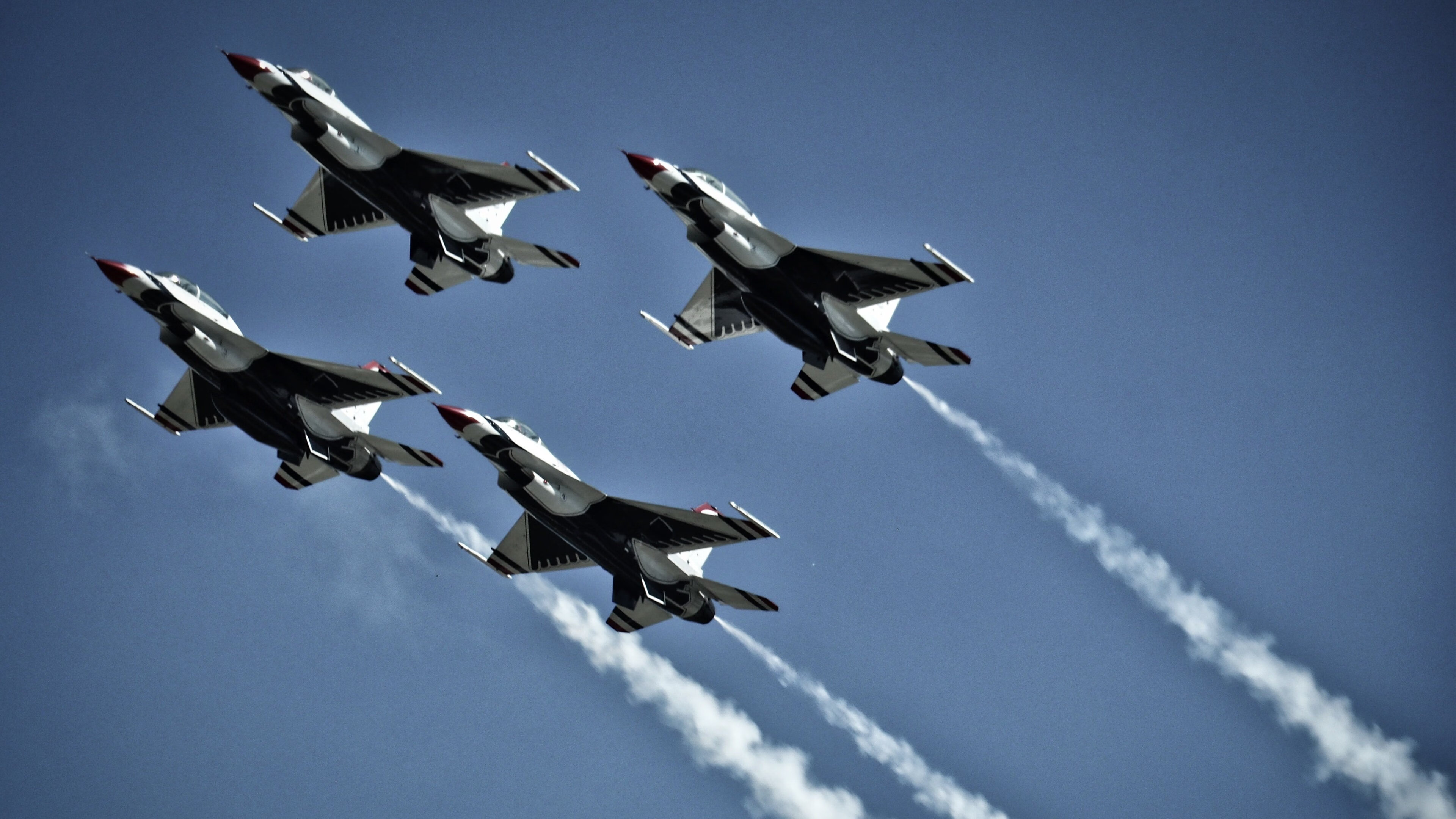 当塞维利亚的橙花遇见潘帕斯的鹰，一场被哈弗茨重新定义的时空足球